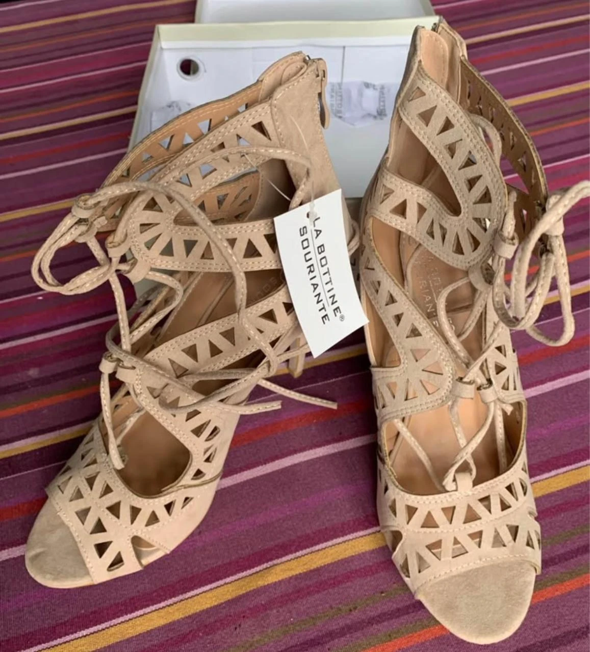 🤎 Fashion lace-up pumps in beige nubuck – Size 41 – photo 2